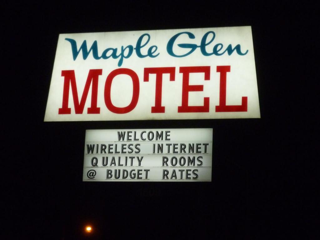 Maple Glen Motel Лондон Екстер'єр фото